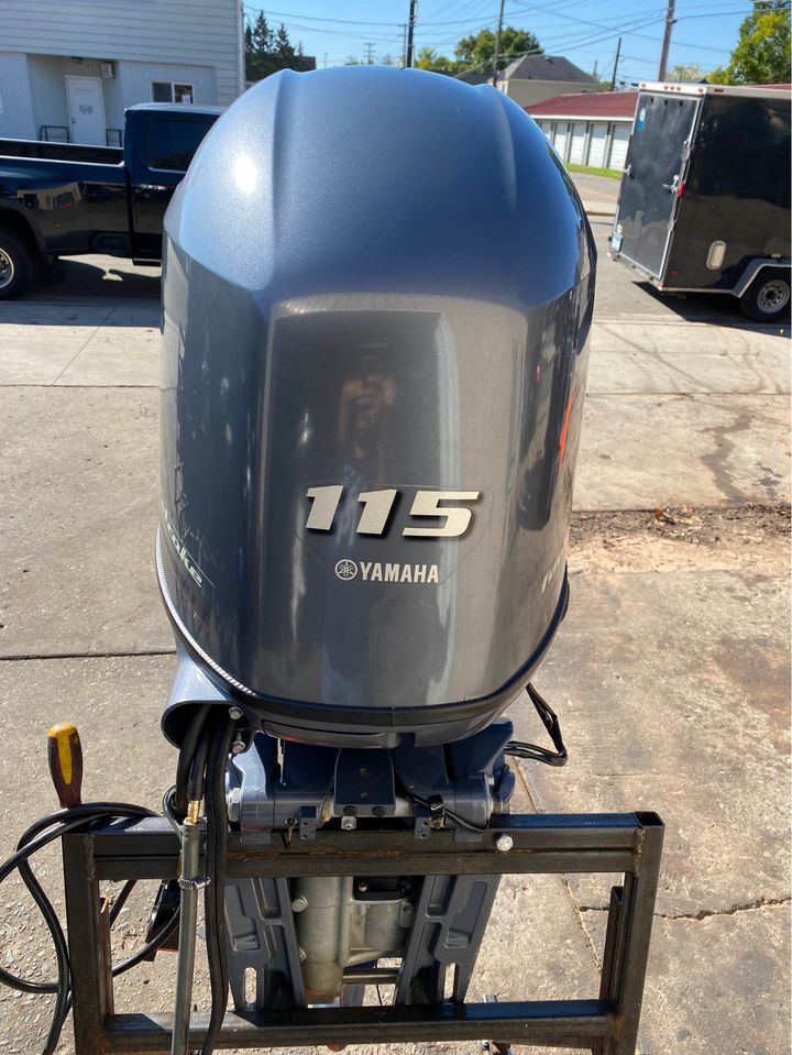 2015 Yamaha 115 HP 4-Stroke 20" Shaft