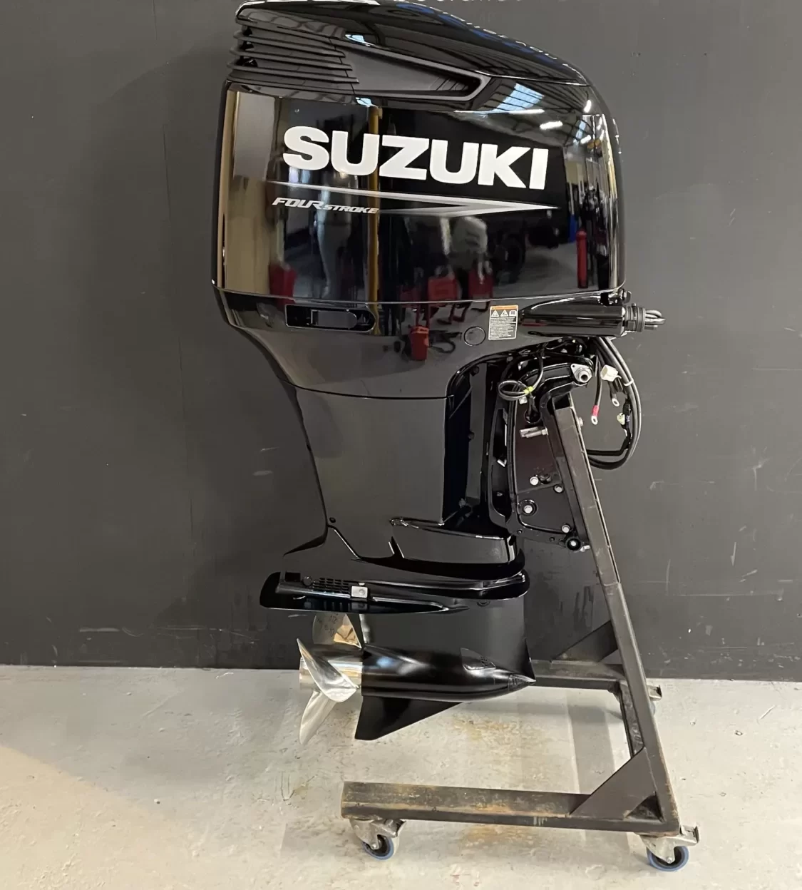 Used 2023 Suzuki 250HP 4 Stroke 20″ Outboard motor